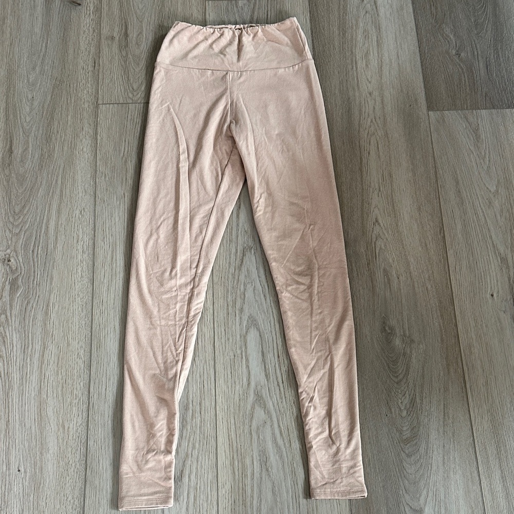 Naked Wardrobe Leggings